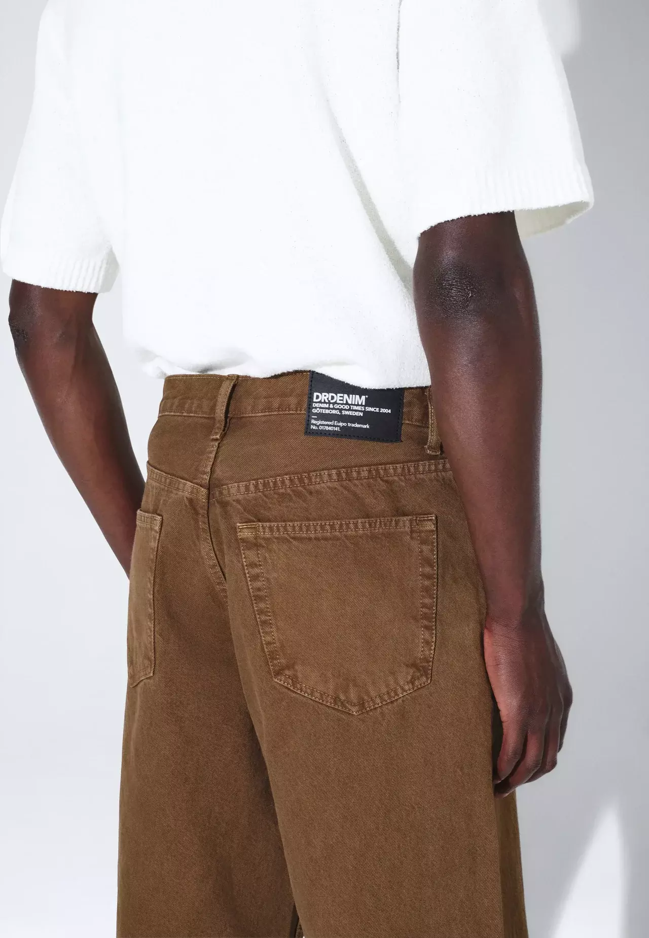 Dr.Denim Omar Shorts Washed Teak Herren Denim braun